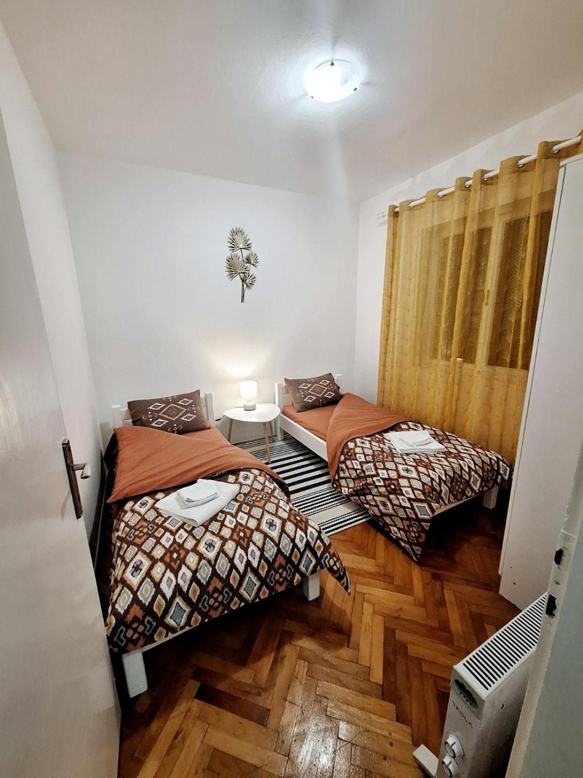 Red House Apartment Kotor Kültér fotó